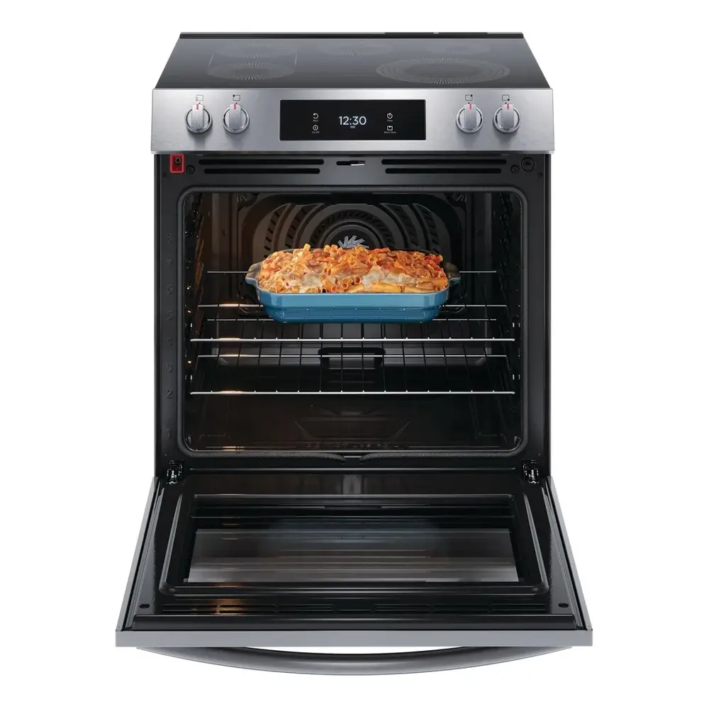 Frigidaire-GCFE3060BF-in use view