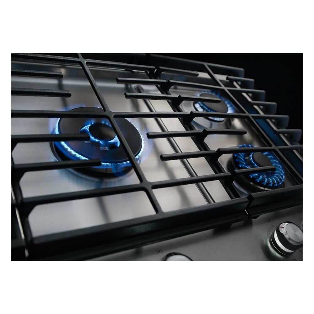 KitchenAid-KCGS950ESS-burner view