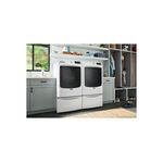Maytag-MFW7020RW-lifestyle view