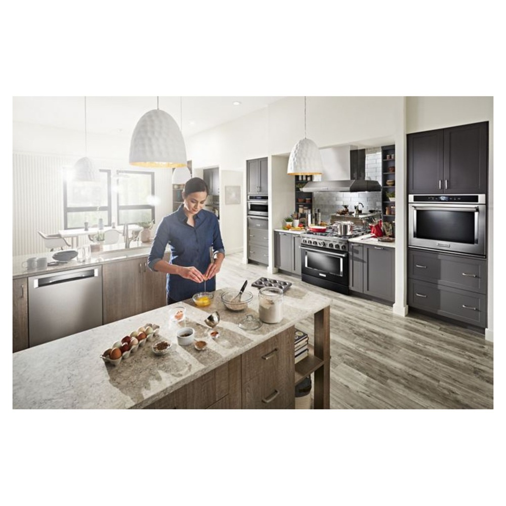 KitchenAid-KFGC506JBK-kitchen view with burner tray outside