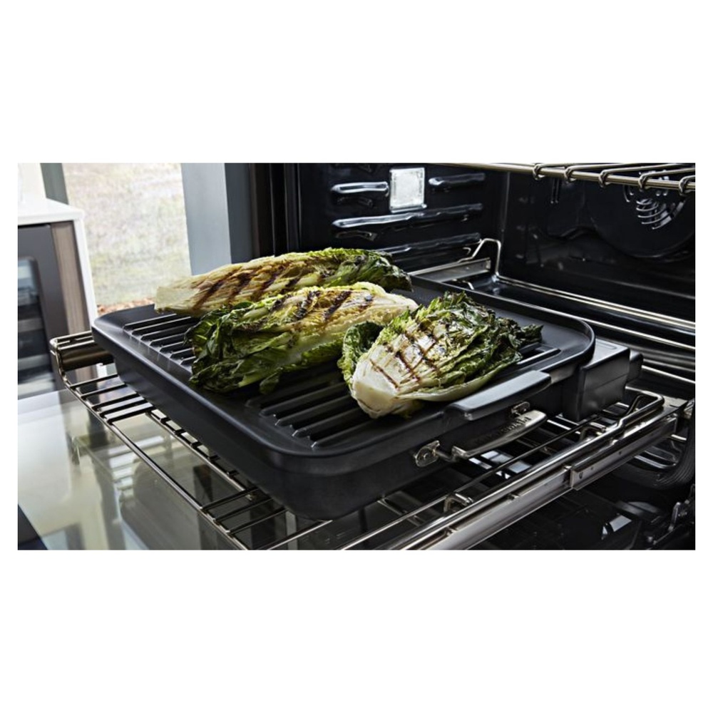 KitchenAid-KODE900HSS-cooking in modern oven