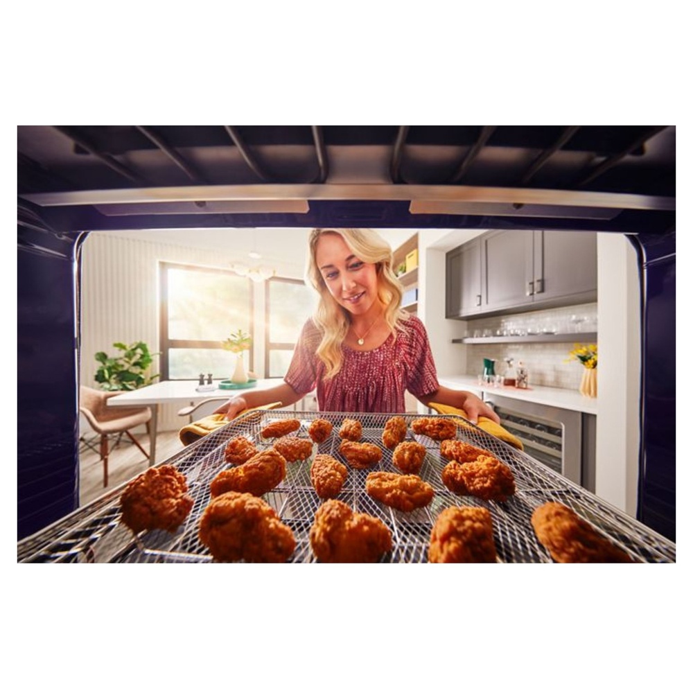 KitchenAid-KOES530PWH-cooking in modern oven