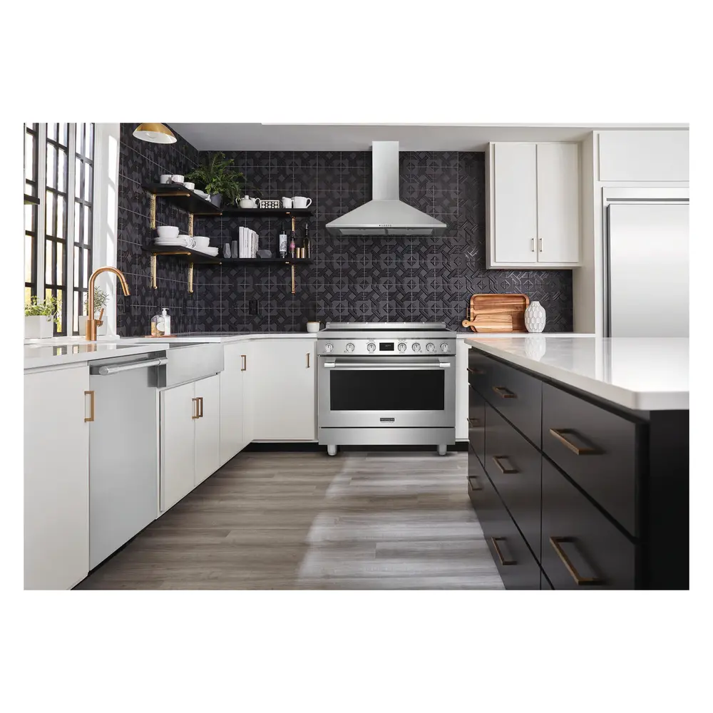 Frigidaire-PCFI3670AF-lifestyle view