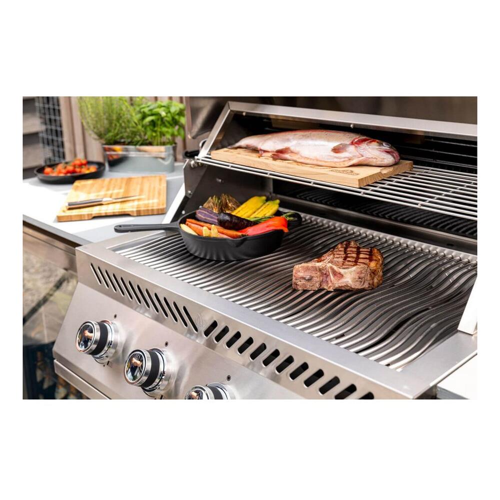 Napoleon BI32PSS 500 Series 34 inch Built-In Gas Grill with 786 sq. in Cooking Area, 48000 Total BTU, ACCU-PROBE™ Temperature Gauge, Iconic WAVE™ Cooking Grids, JETFIRE™ Ignition System, in Stainless Steel