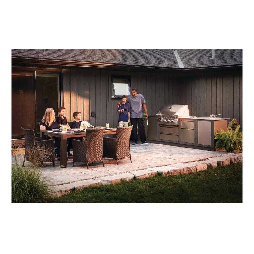 Napoleon BI32PSS 500 Series 34 inch Built-In Gas Grill with 786 sq. in Cooking Area, 48000 Total BTU, ACCU-PROBE™ Temperature Gauge, Iconic WAVE™ Cooking Grids, JETFIRE™ Ignition System, in Stainless Steel
