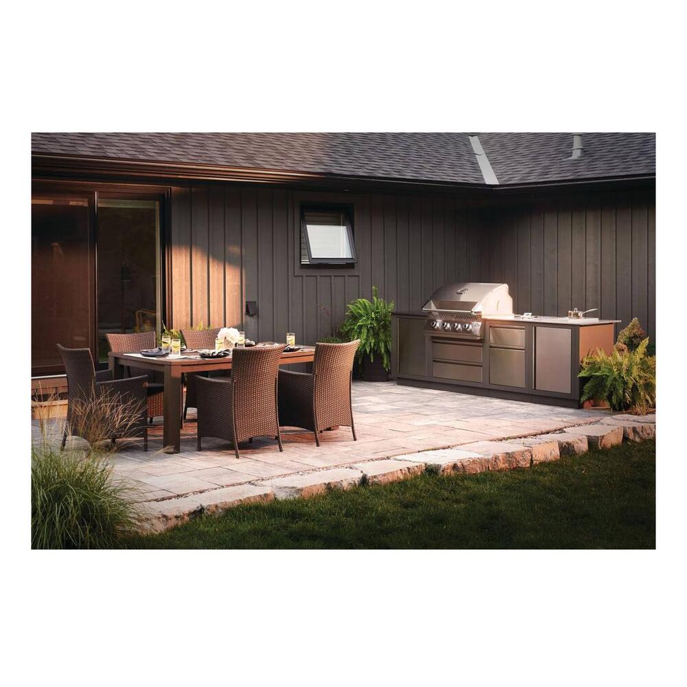 Napoleon BI32PSS 500 Series 34 inch Built-In Gas Grill with 786 sq. in Cooking Area, 48000 Total BTU, ACCU-PROBE™ Temperature Gauge, Iconic WAVE™ Cooking Grids, JETFIRE™ Ignition System, in Stainless Steel