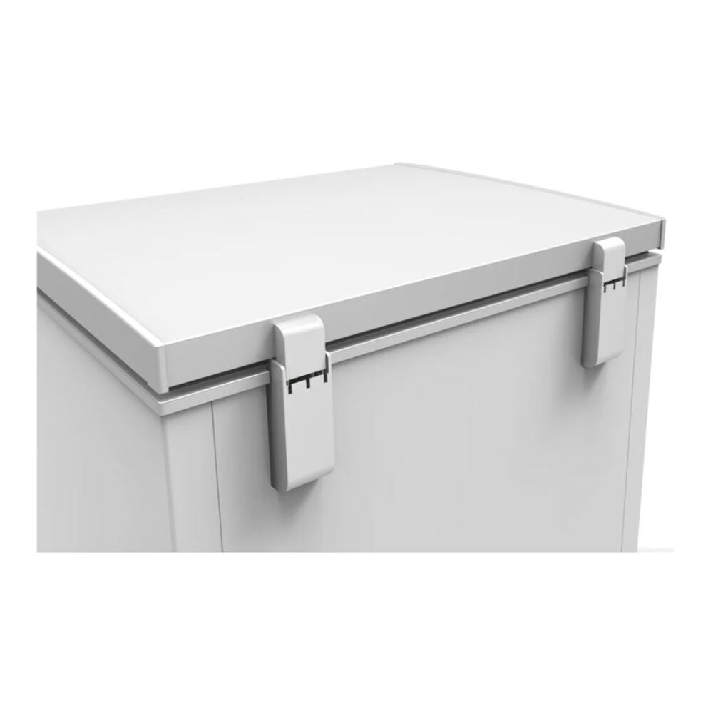 Avanti CF7F0W 33" Chest Freezer with 7 cu. ft. Storage Capacity, Removable Wire Storage Basket, Integrated Handle, External Temperature Control, Manual Defrost in White