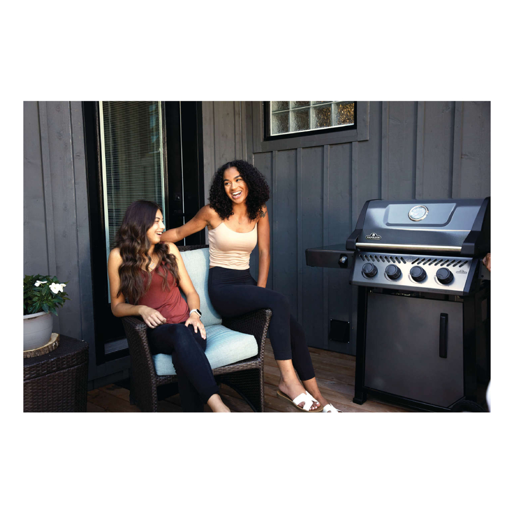 Napoleon F425DNGT Freestyle 425 52 inch Freestanding Grill with 571 sq.in Cooking Area, 38000 Total BTU, Folding Side Shelves, Instant JETFIRE Ignition System, Safe Mobility Storage in Graphite Grey