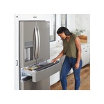 Frigidaire-GRMC2273CF-modern kitchen view