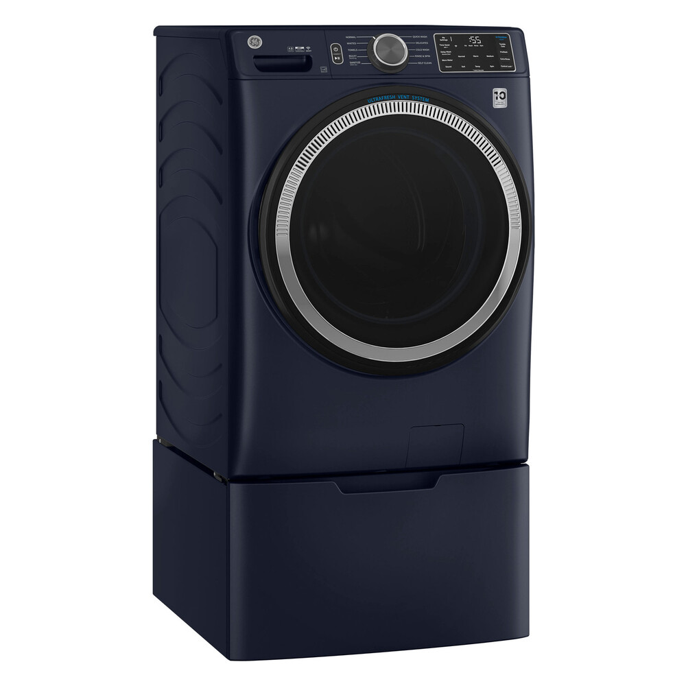 GFW550SPRRS-Shown-with-Pedestal