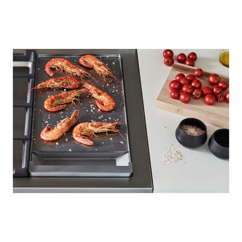 Bertazzoni-MAS486GGASXVLP-Bertazzoni Stainless Steel Griddle Cooking Shrimp with Sea Salt