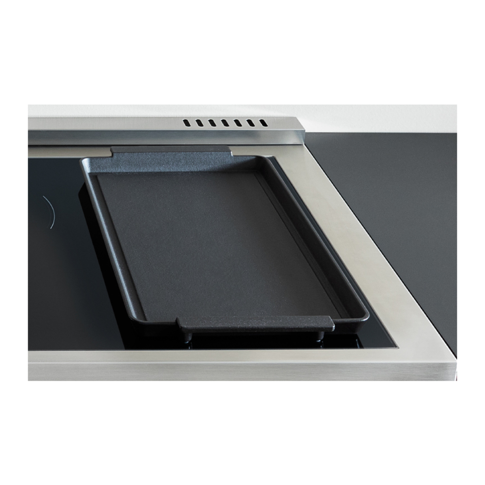 Bertazzoni-MAS486IGFEPXT-Close up griddle