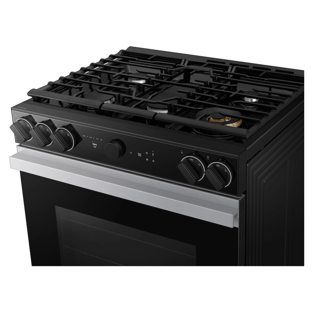 Samsung-NSG6DG8700SR-right angle front controls