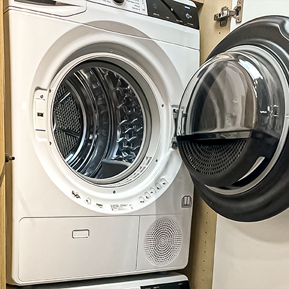 BREDA 24” Stackable Dryer – Heat Pump, Ventless (LUDH 92700)