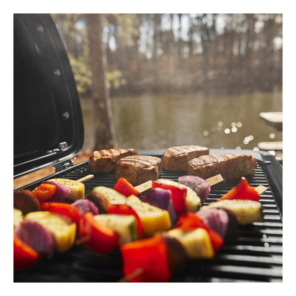 Weber-1500460-one hand and get cooking