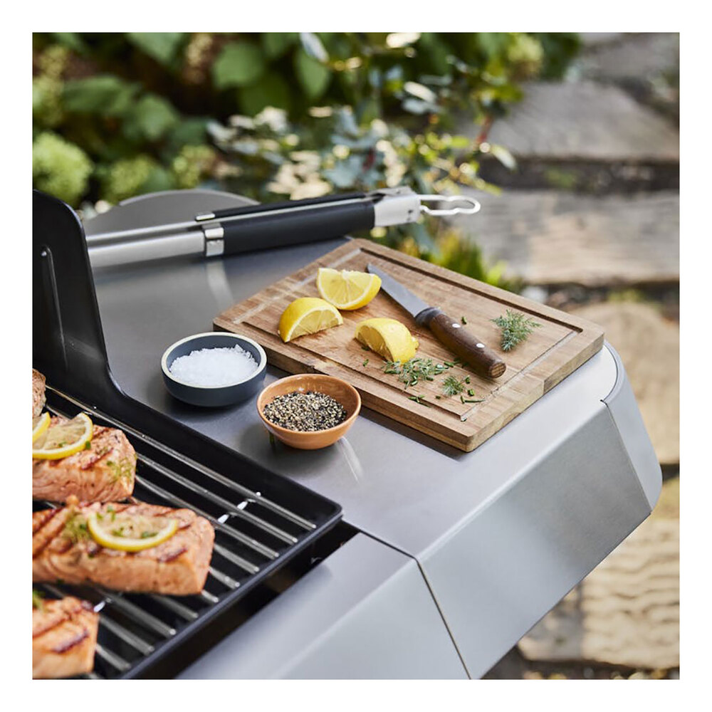 Weber-1500568-sear in minutes