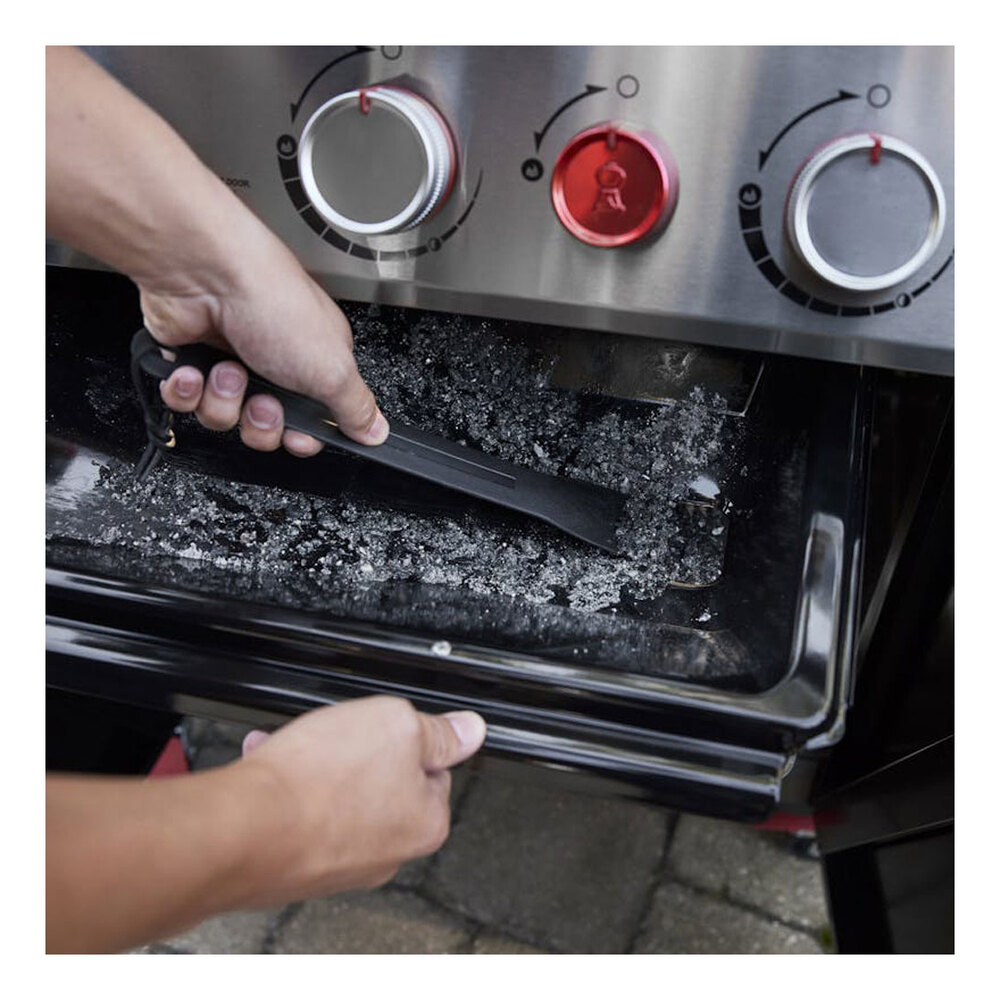 Weber-1500577-clean with ease