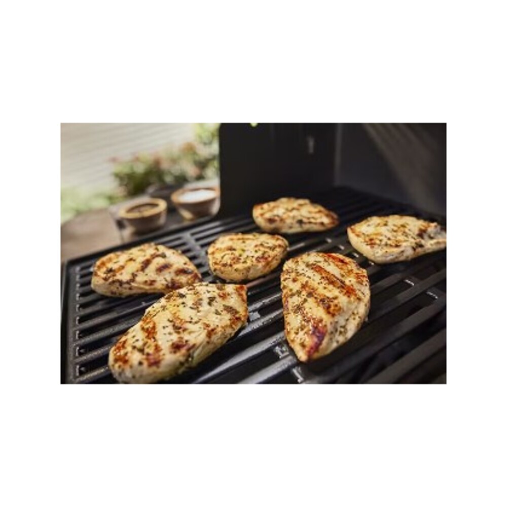 Weber-1500580-sear to perfection
