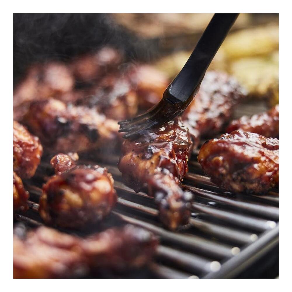 Weber-1500581-extra-large sear zone