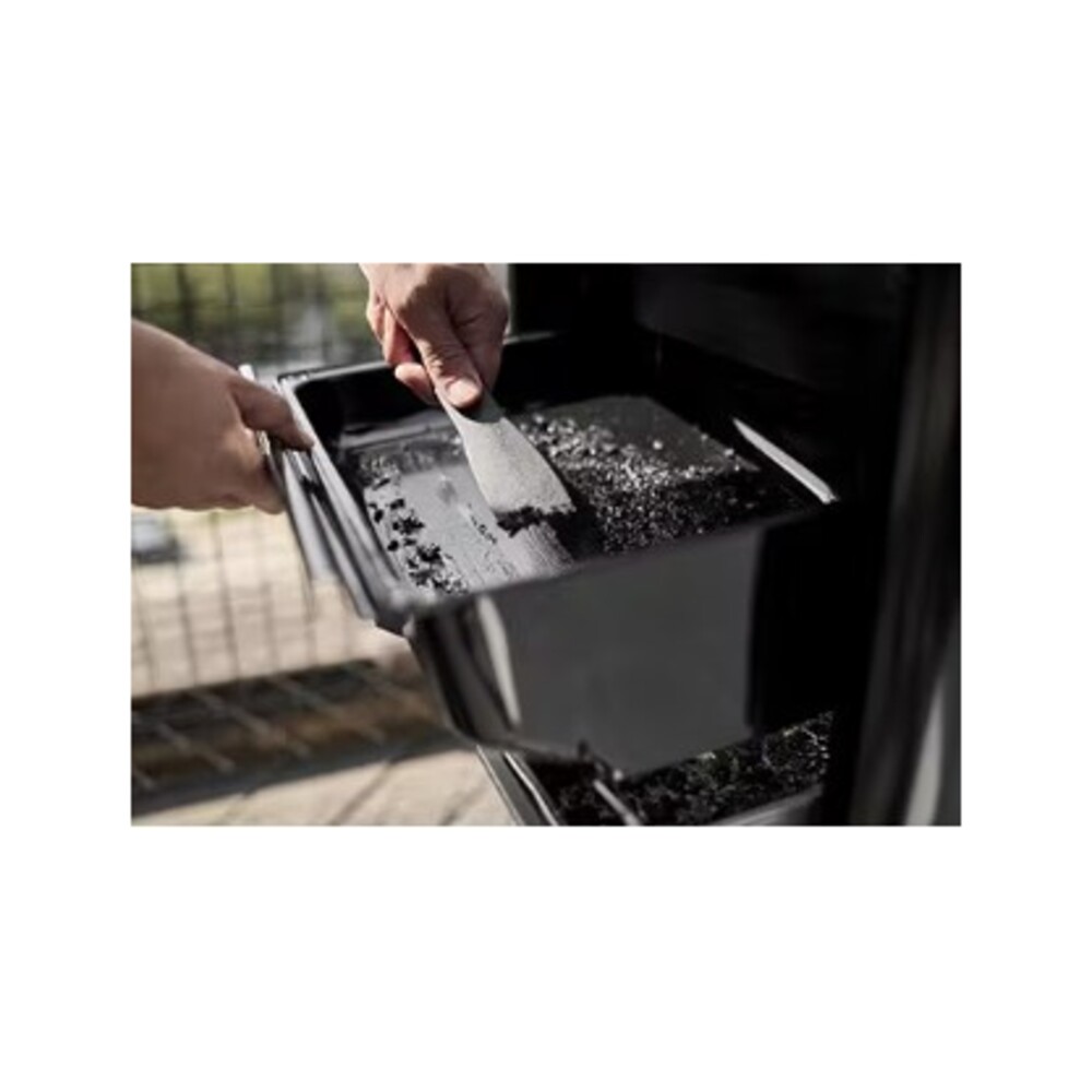 Weber-1500780-clean with ease