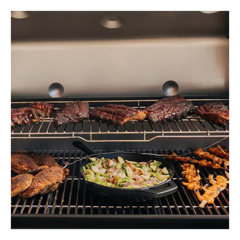 Weber-38400001-grill view