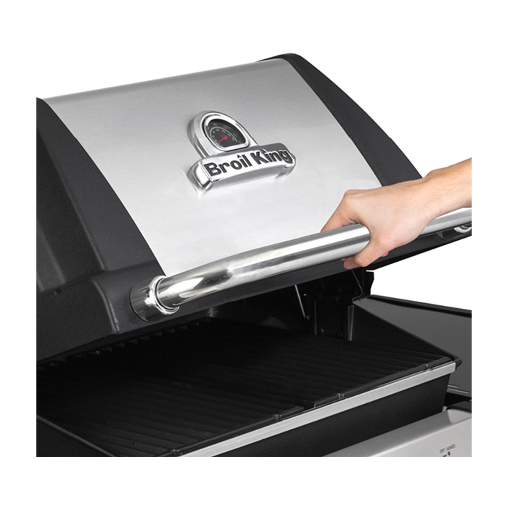 Broil King-BK834264-cool-to-the-touch thermonylon handle