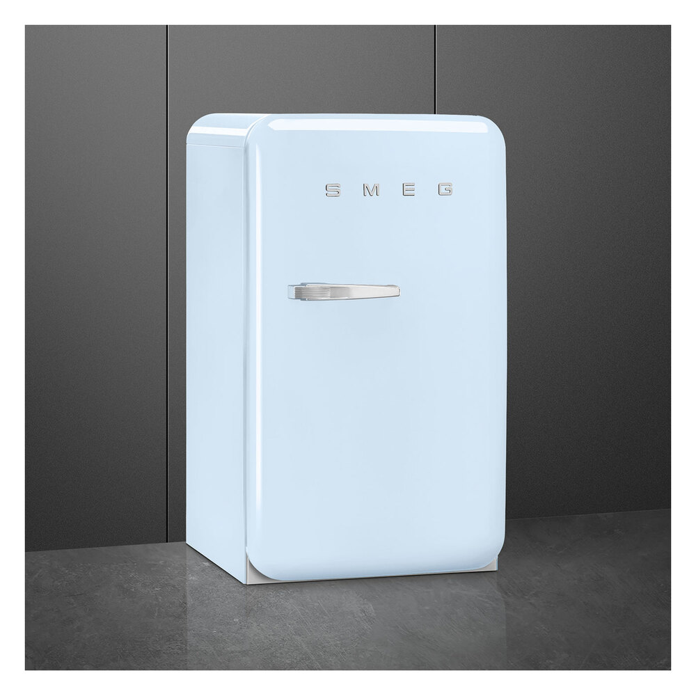 Smeg-FAB10URPB3-Angled