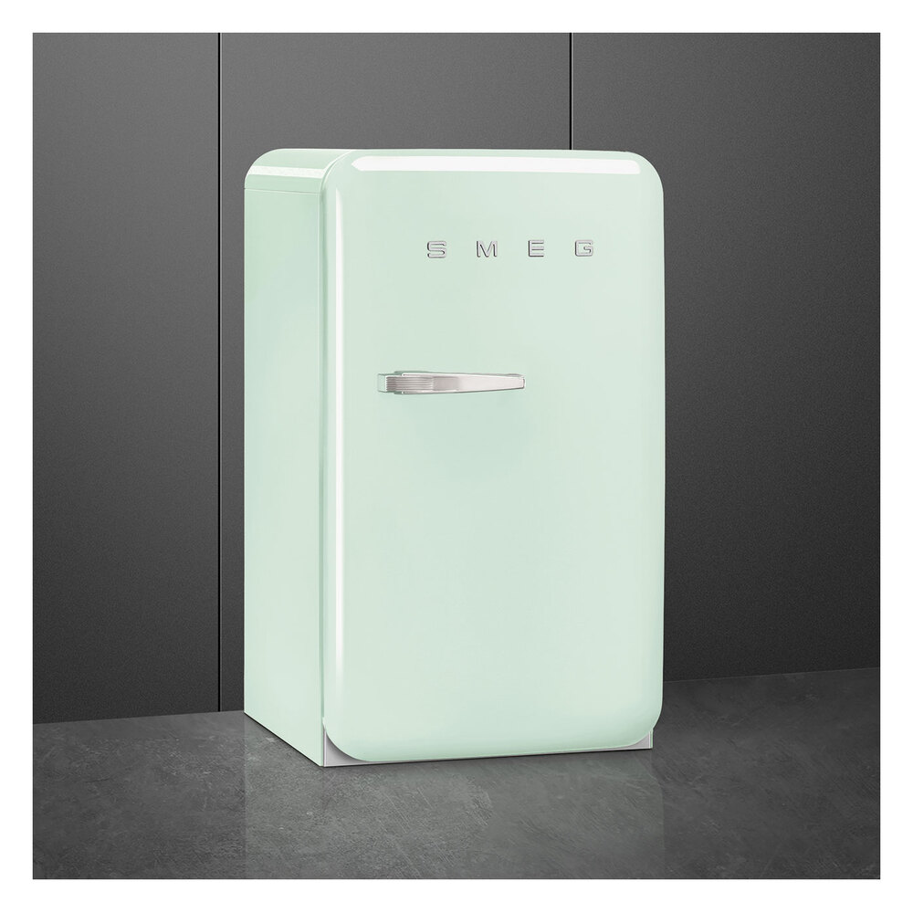 Smeg-FAB10URPG3-Angled