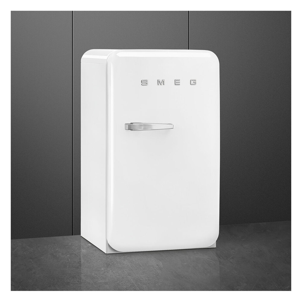 Smeg-FAB10URWH3-Angled
