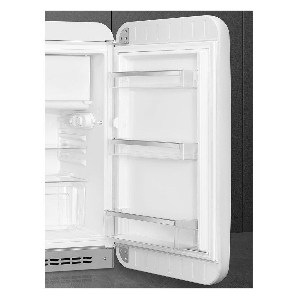 Smeg-FAB10URWH3-Door-Storage