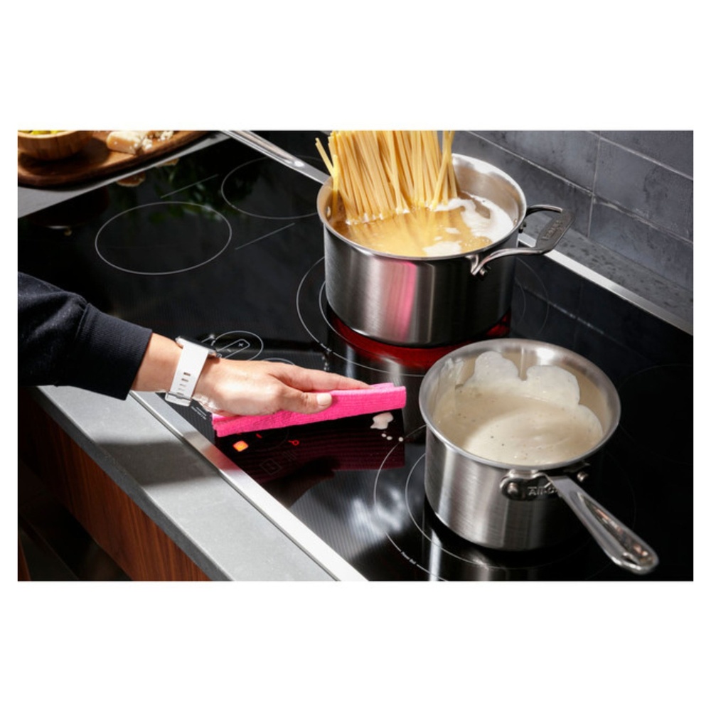 GE-PEP7036DTBB-Easy Clean Surface