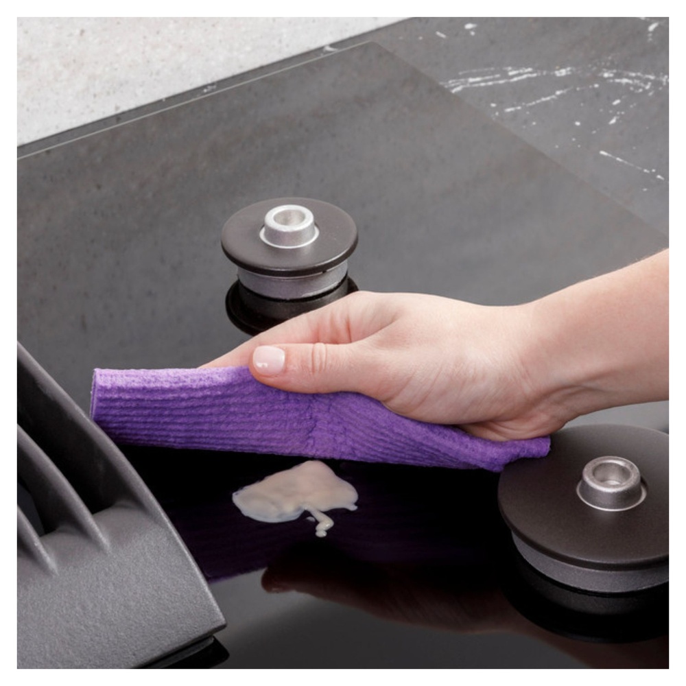 GE-PGP9830DRBB-Spend Less Time Cleaning Up
