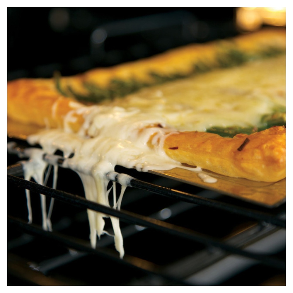 GE-PT9800SHSS-Self-clean with Steam Clean option (lower oven)