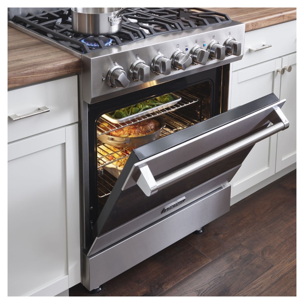 Viking-RVDR33025BCS-Opening Door