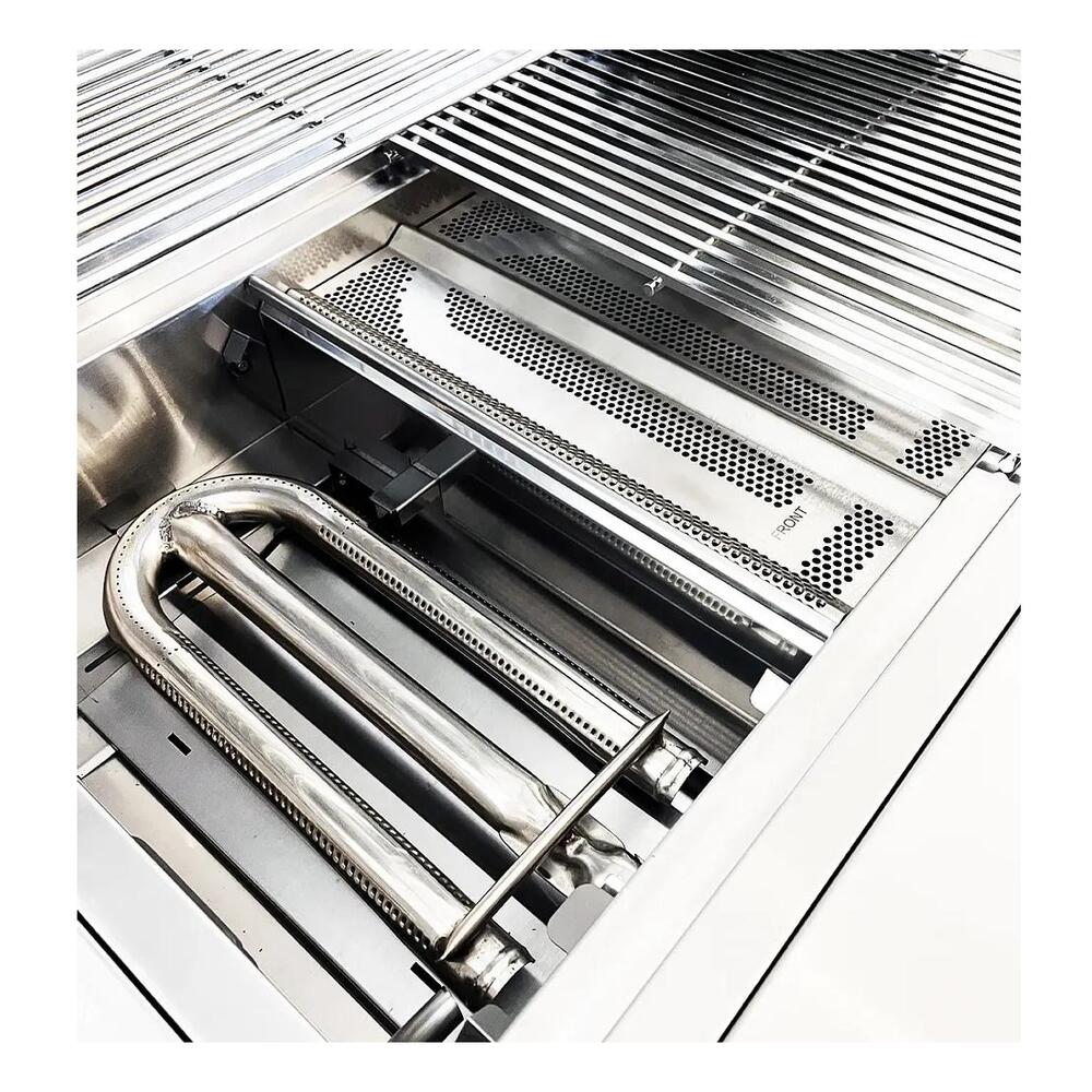 XO XOGRILL32XLT 32 inch Built-In or Freestanding Grill with 51,000 BTU, Flame Tamer, Elegant Lighting, 702 sq. inches of cooking surface, in Stainless Steel