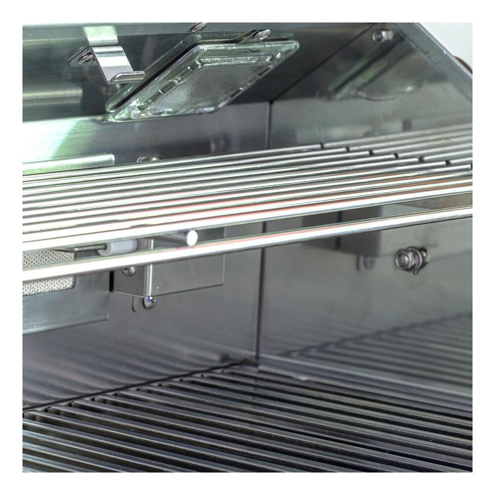 XO XOGRILL32XLT 32 inch Built-In or Freestanding Grill with 51,000 BTU, Flame Tamer, Elegant Lighting, 702 sq. inches of cooking surface, in Stainless Steel