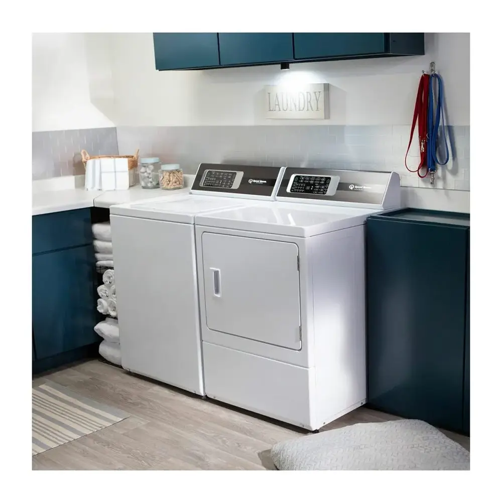 Speed Queen Top Load Laundry Pair with TR7003WN 26 inch Washer and DR7004WG 27 inch Gas Dryer (White)