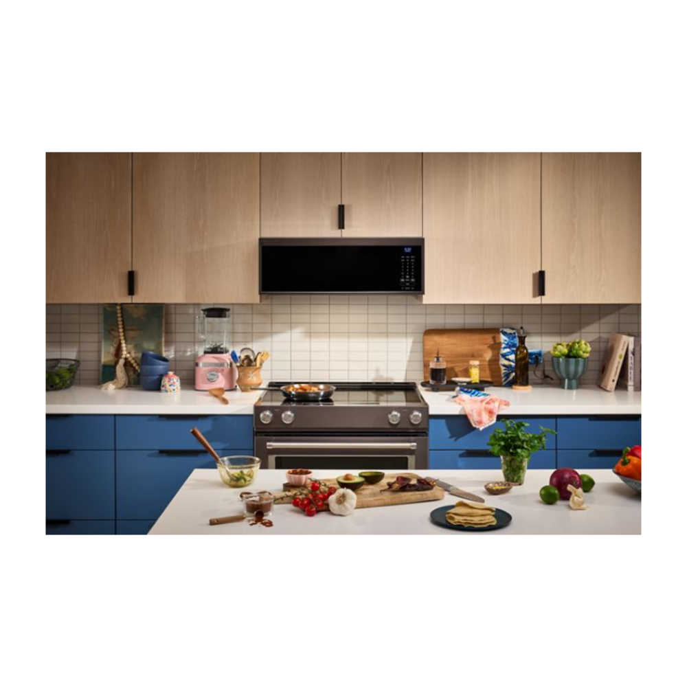 KitchenAid-KMML550RPS-full view with kitchen