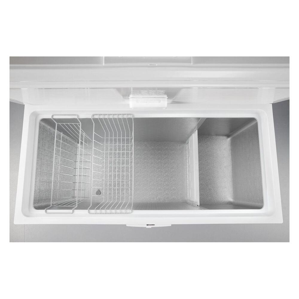 Maytag MZC5216LW 56 inch Garage Ready Chest Freezer with 16 cu. ft. Storage Capacity, Power Loss Assist, LED Lighting in White