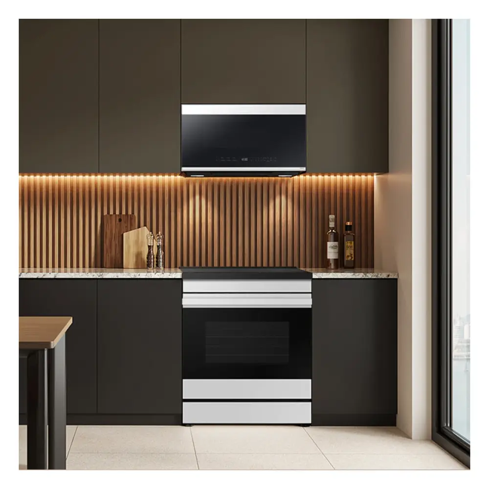 NSI6DB950012-Lifestyle