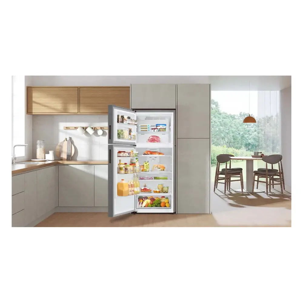 RT16A6195SR-Lifestyle