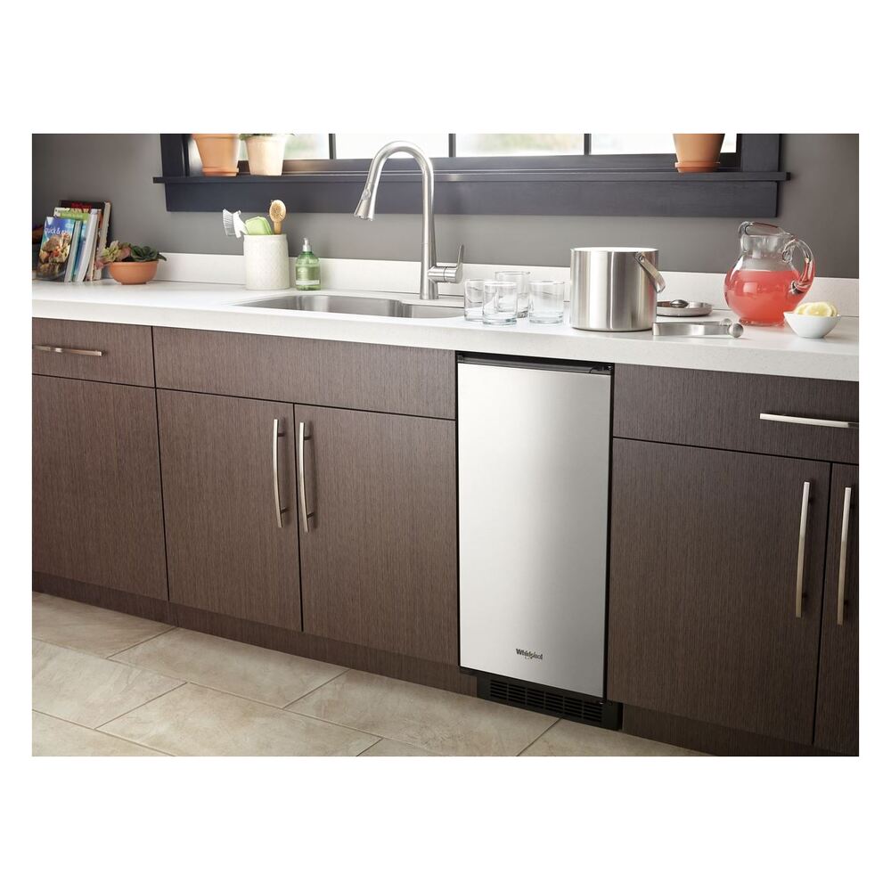 Whirlpool WUI95X15HZ 15 inch Ice Maker with 25 Lbs Clear Ice Storage Capacity, Clear Ice Technology, Self Clean, Fast Ice Option, Reversible Door, Pump Included and Automatic Defrost in Stainless Steel